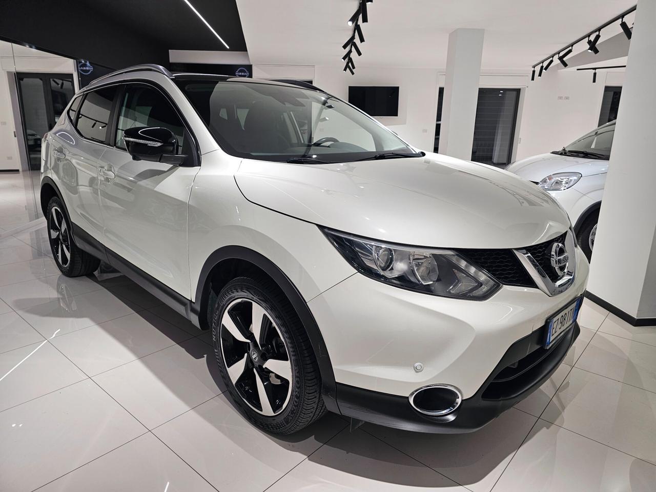 Nissan Qashqai 1.5 dCi 360