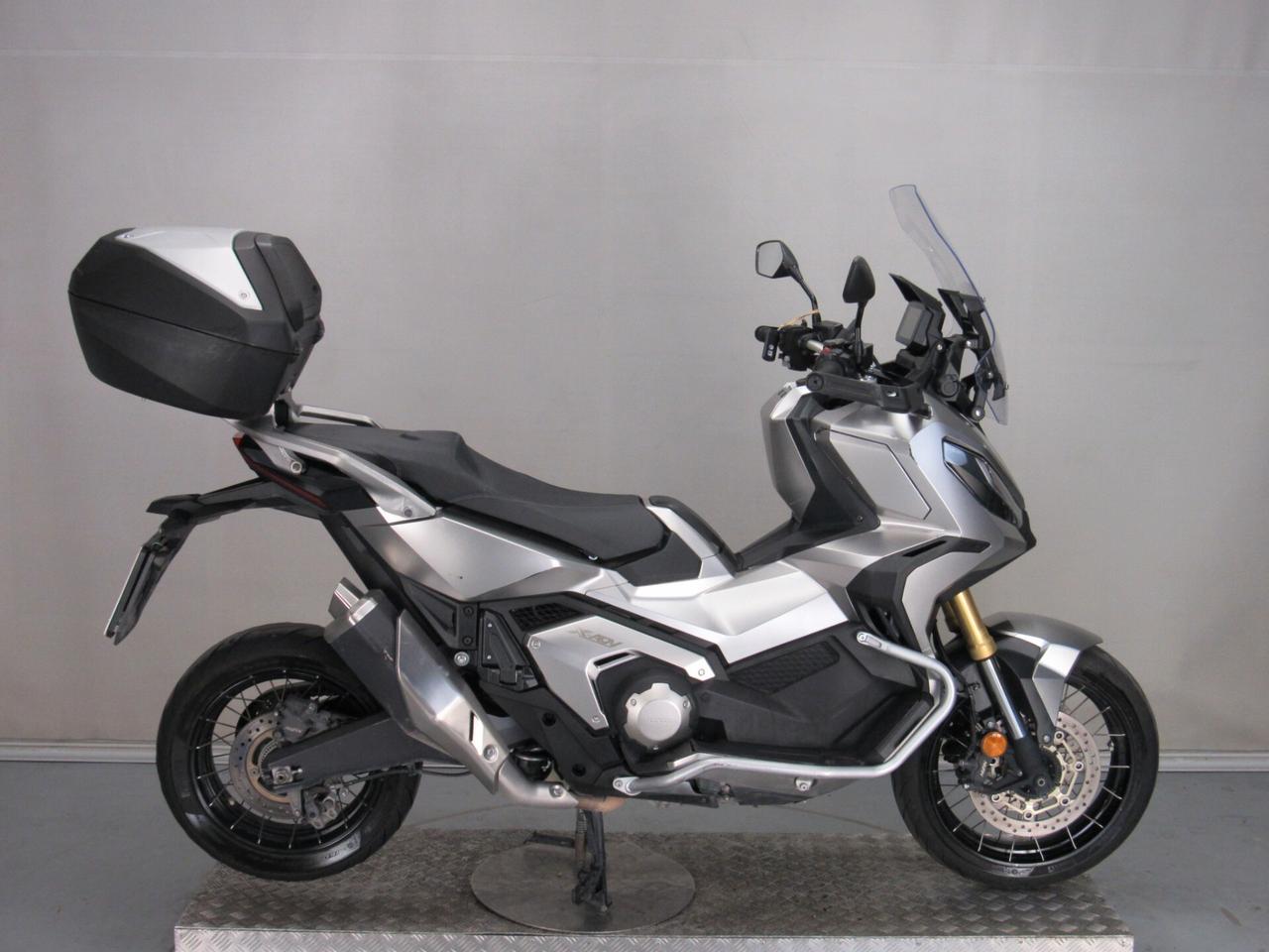 Honda X-ADV 750 ABS DCT