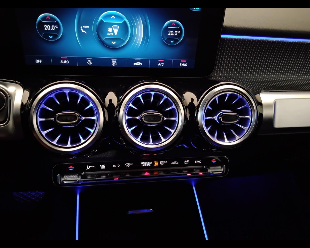 Mercedes-Benz GLB - X247 2019 - GLB 180 d Sport Plus auto