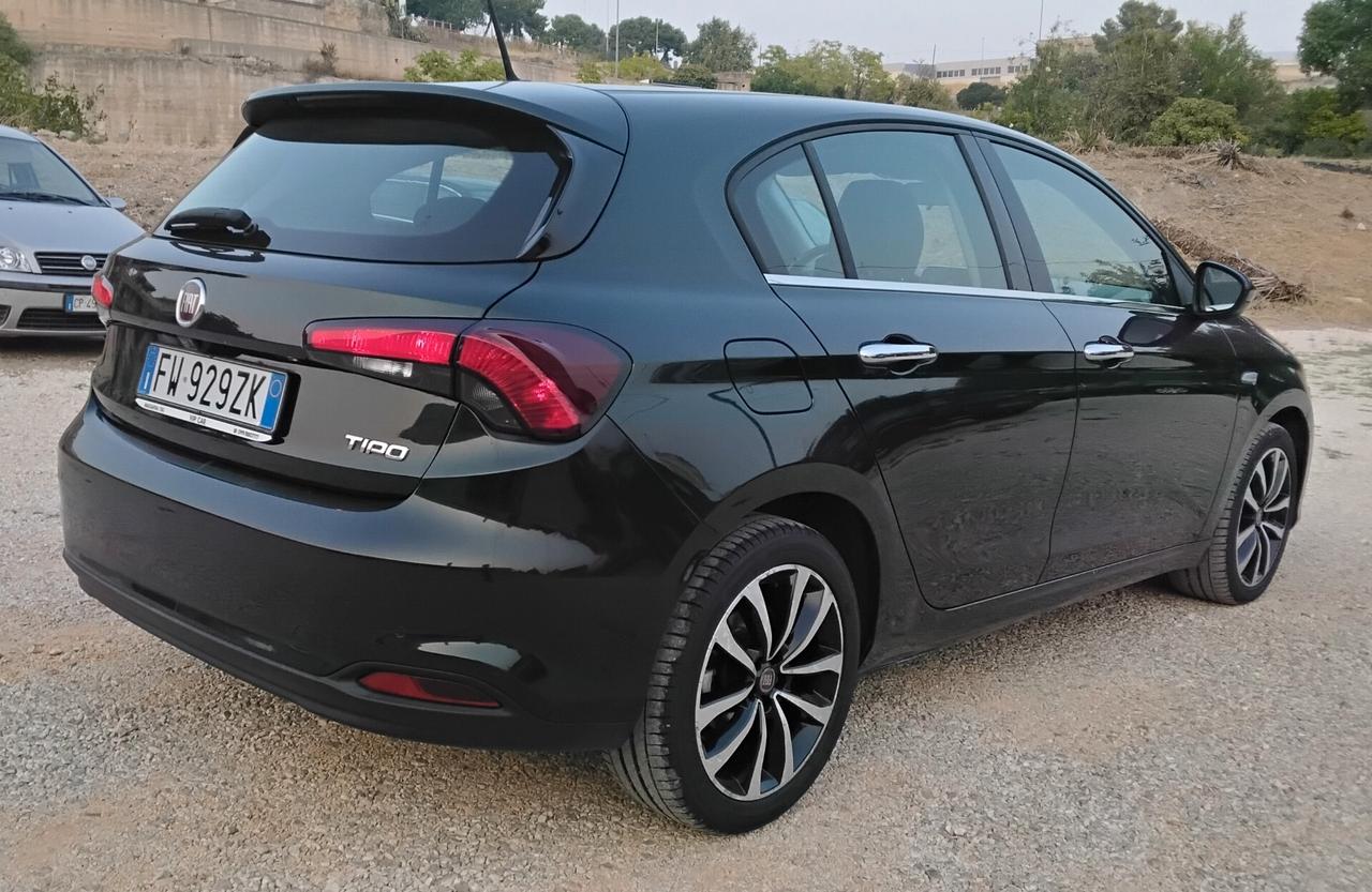 Fiat Tipo 1.6 Mjt S&S 5 porte Sport