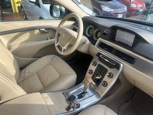 Volvo XC 70 XC70 D5 AWD Momentum, AUTOMATICA!!!