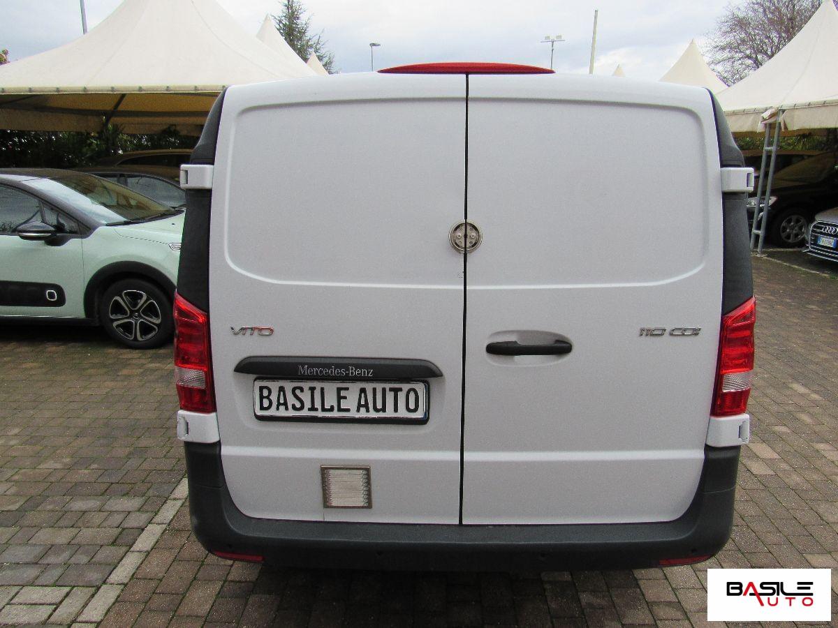 MERCEDES - Vito