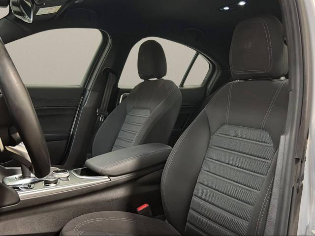 ALFA ROMEO Giulia 2.0 Turbo 280 CV AT8 AWD Q4 Sprint