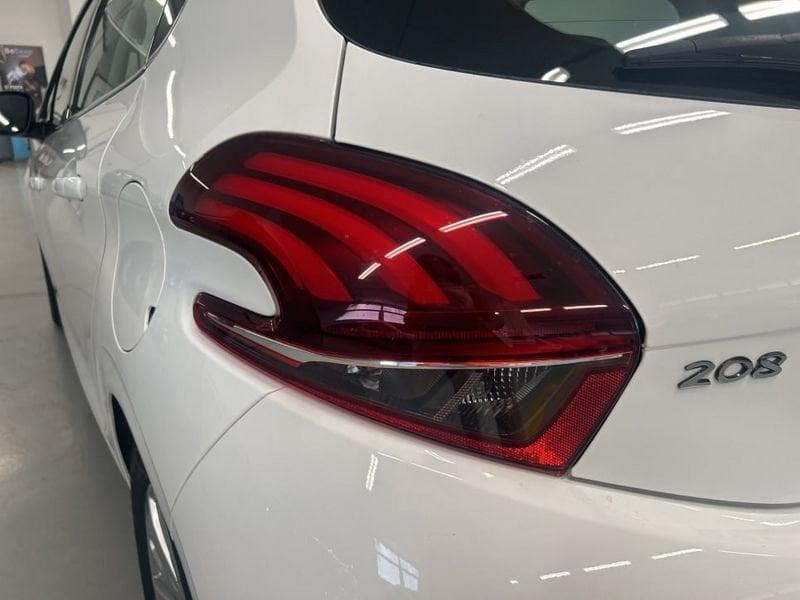 Peugeot 208 5P 1.2 PURETECH ALLURE S&S 82CV NEOPATENTATI