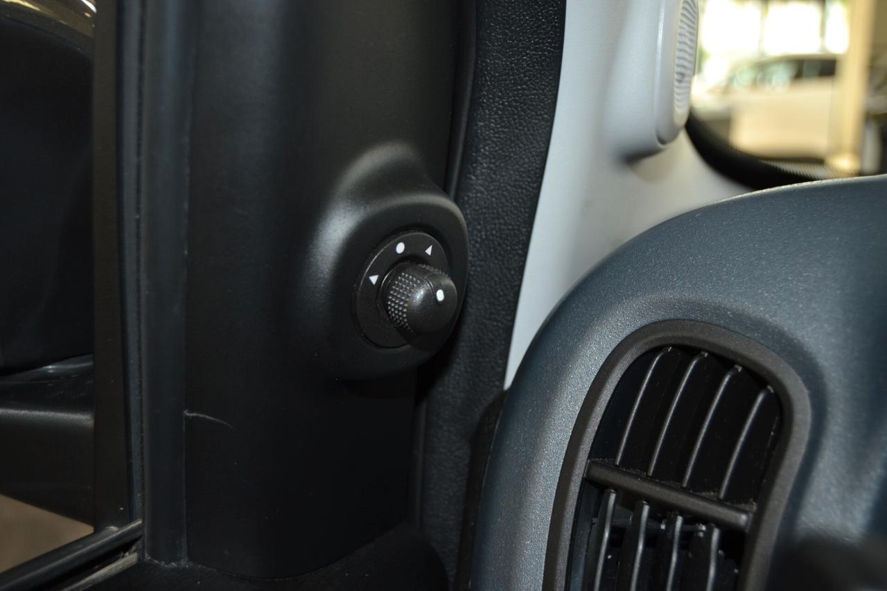 Fiat Panda Cross 1.0 FireFly Hybrid Navi/Led/5Posti