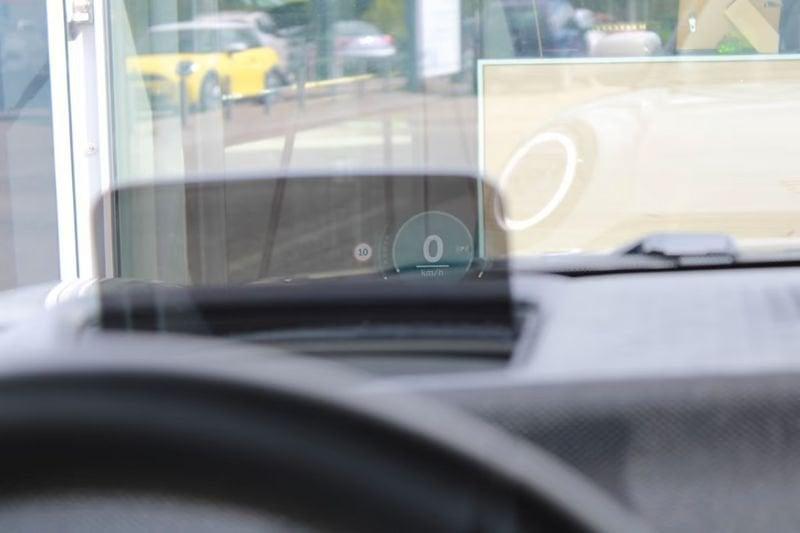 MINI Cooper 1.5 C Classic Trim Paket S LED NAVI HEAD-UP CAMERA