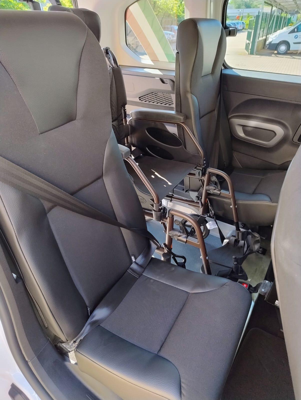 Fiat Doblo Trasporto Persone disabili Pronta Consegna