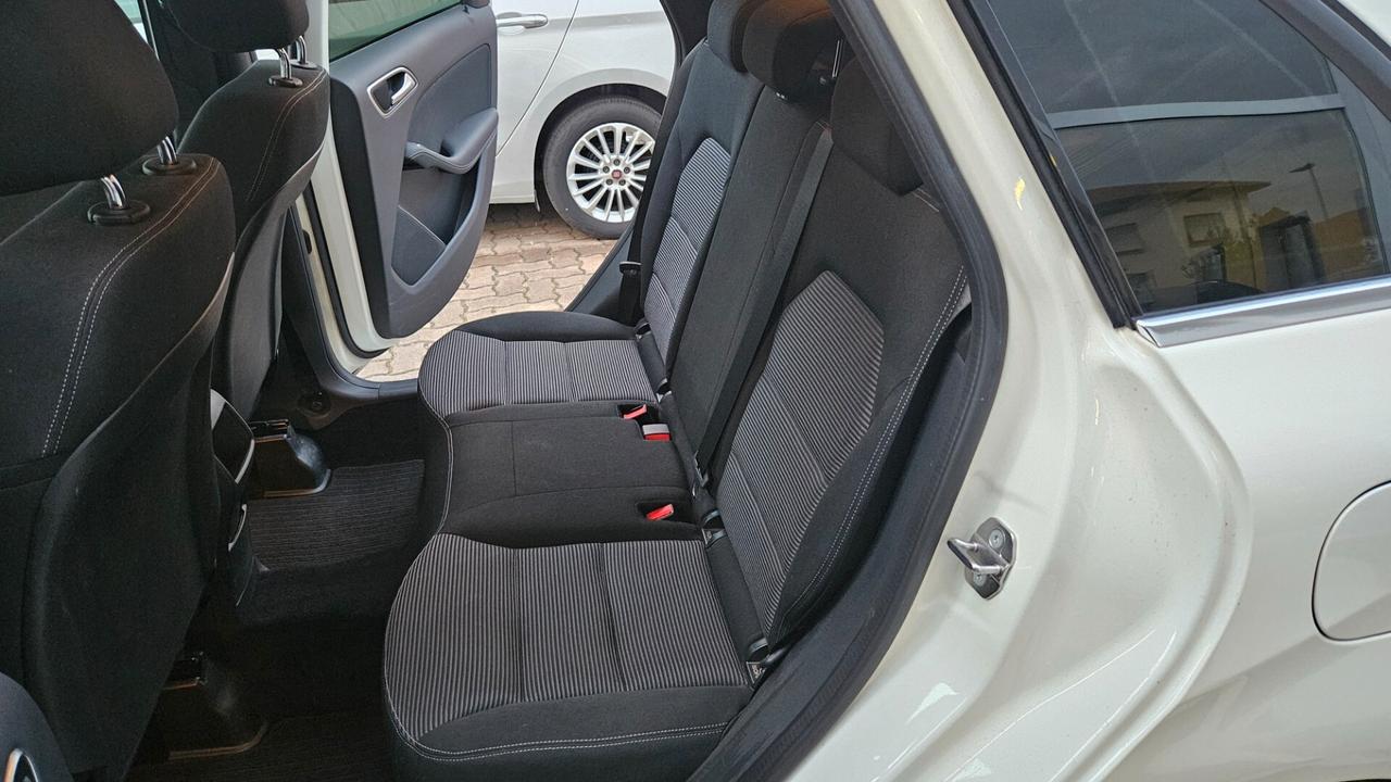 Mercedes-benz B 180 Executive BENZINA-56.000 KM !! NAVY-CAMERA