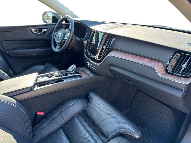 Volvo XC60 II 2022 2.0 b4 Ultimate Dark awd auto