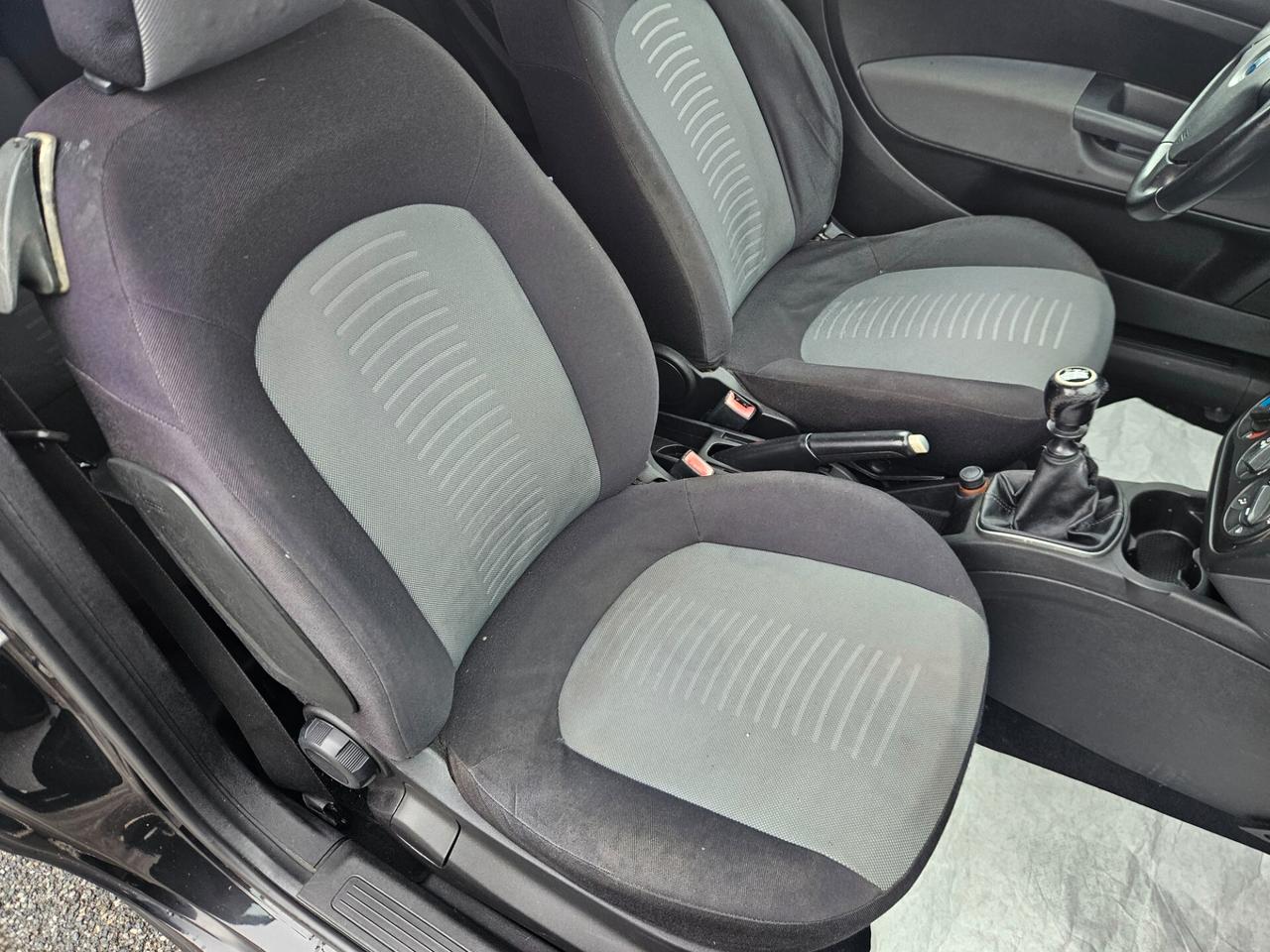 Fiat Grande Punto 1.2 benzina neopatentati