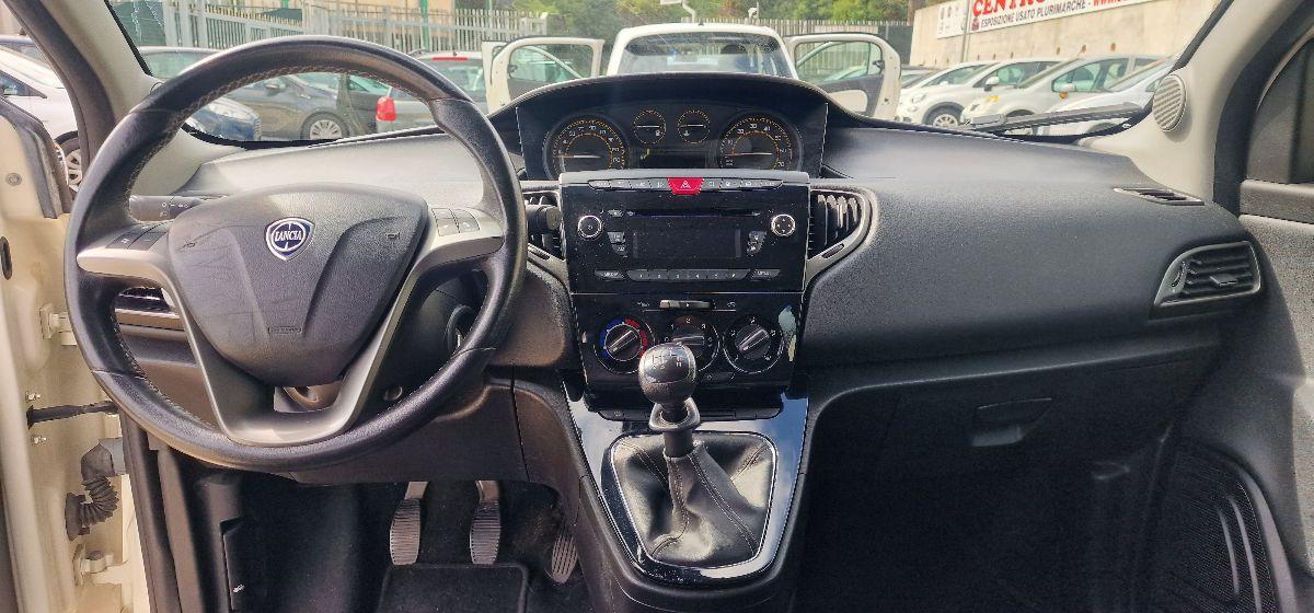 LANCIA Ypsilon 1.2 69 CV 5 porte GPL Ecochic S Momodesign