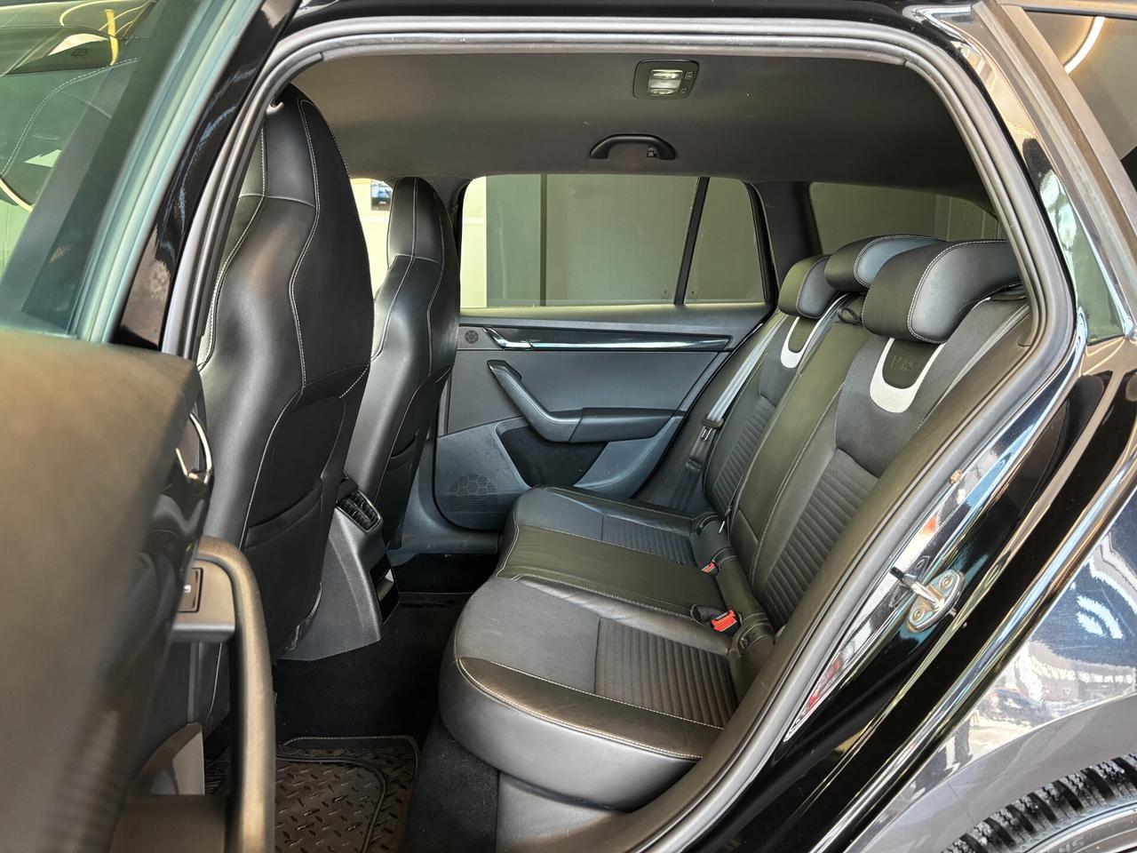 Skoda Octavia 2.0 TDI DSG Wagon RS 184CV