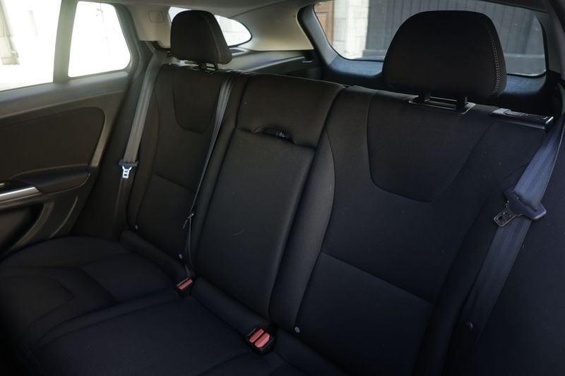 Volvo V60 Volvo V60 D2 1.6 Powershift R-design Momentum Unicoproprietario