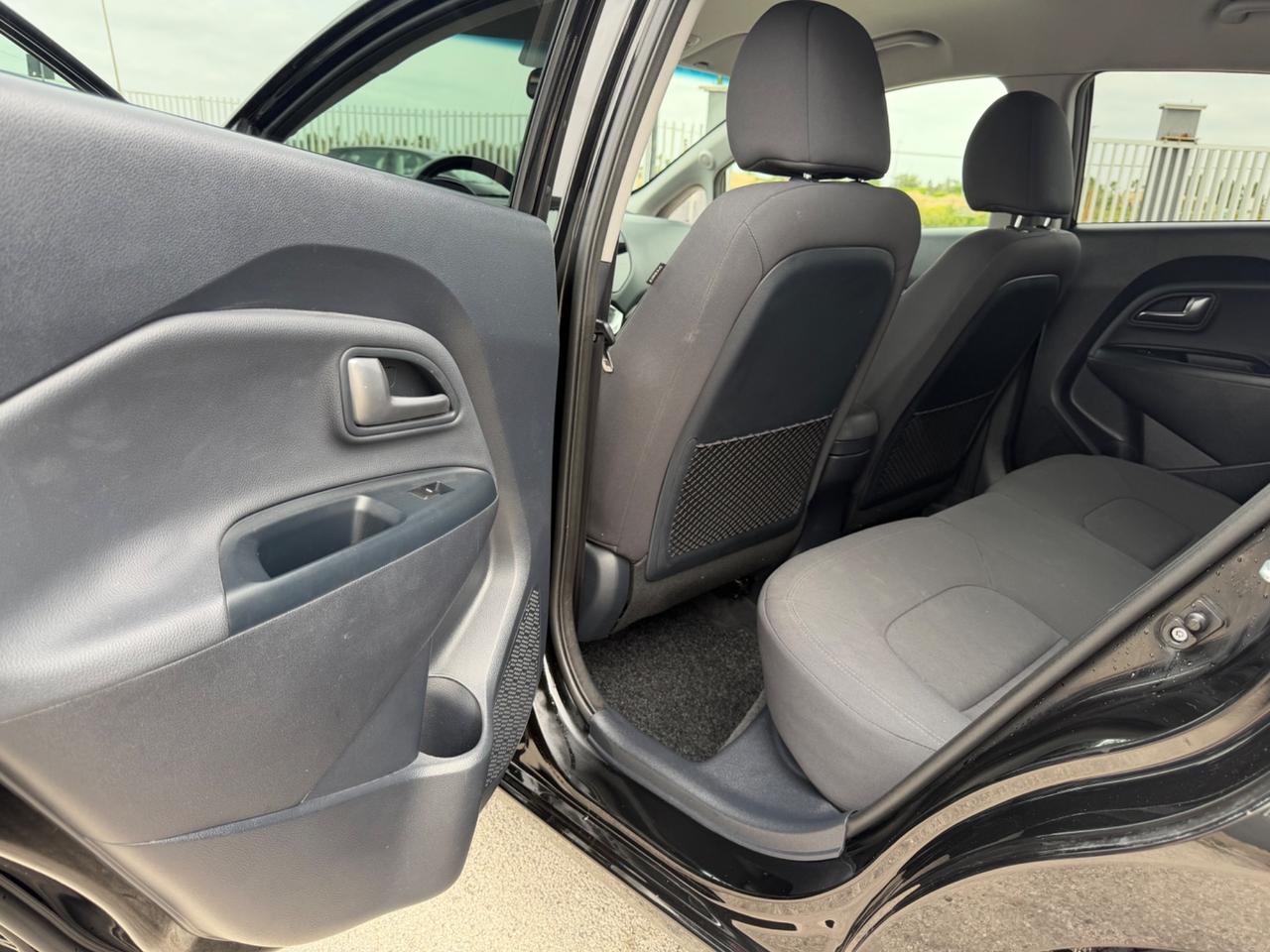 KIA RIO 1.4 CRDI 90CV COOL FUL LED NAVI RETRO MY16