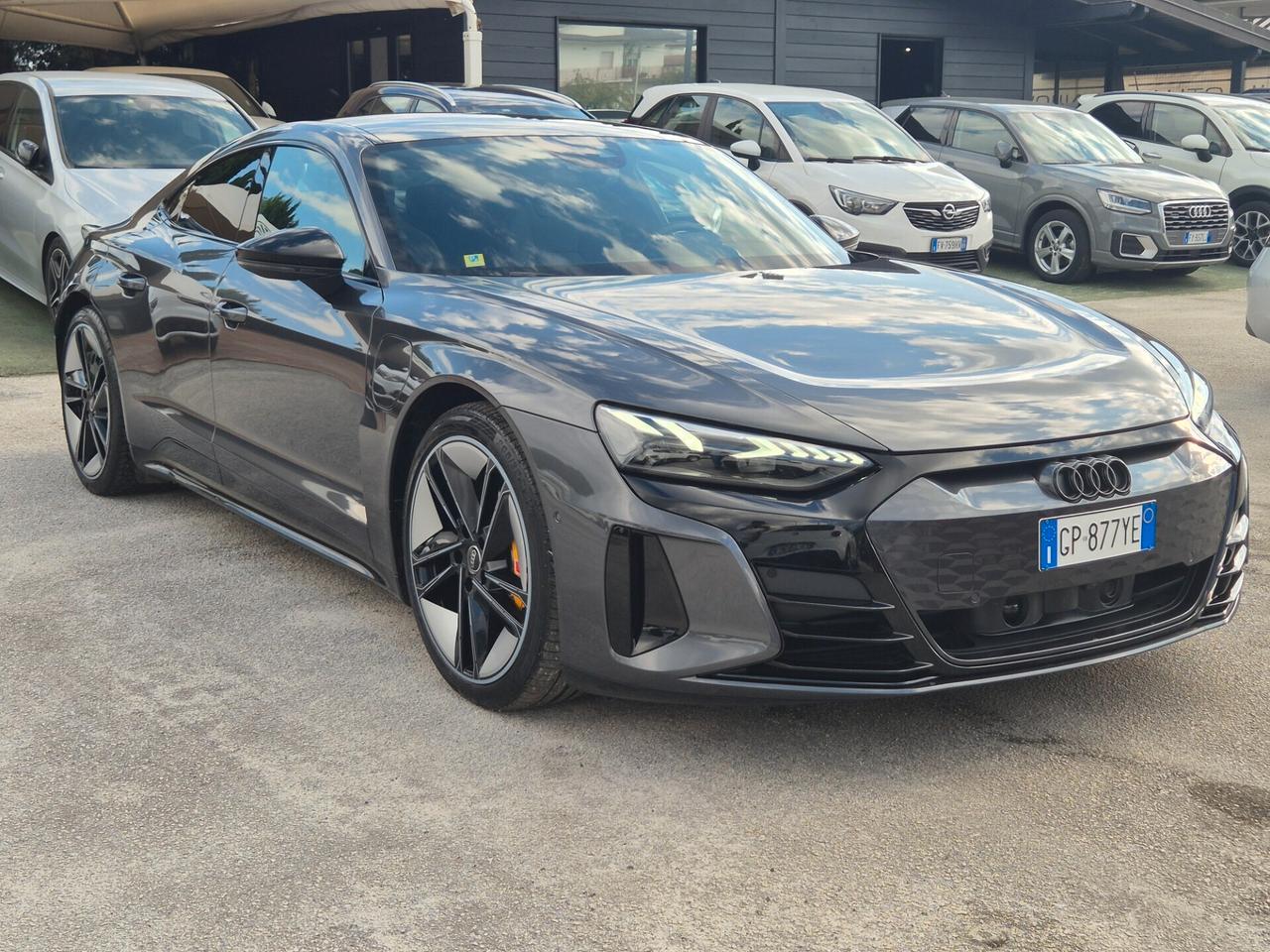 Audi E-tron GT quattro 12/2023