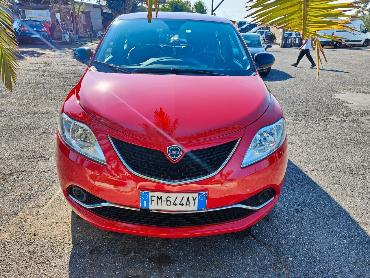 Lancia Ypsilon 1.2 69 CV 5 porte Silver
