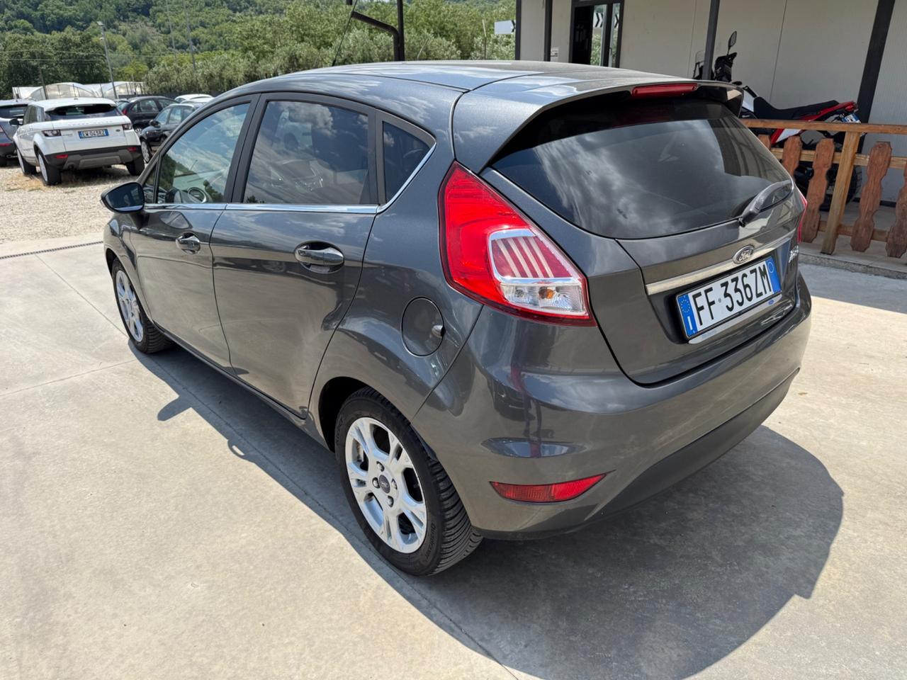 Ford Fiesta 1.5 TDCi 75CV 5 porte Titanium