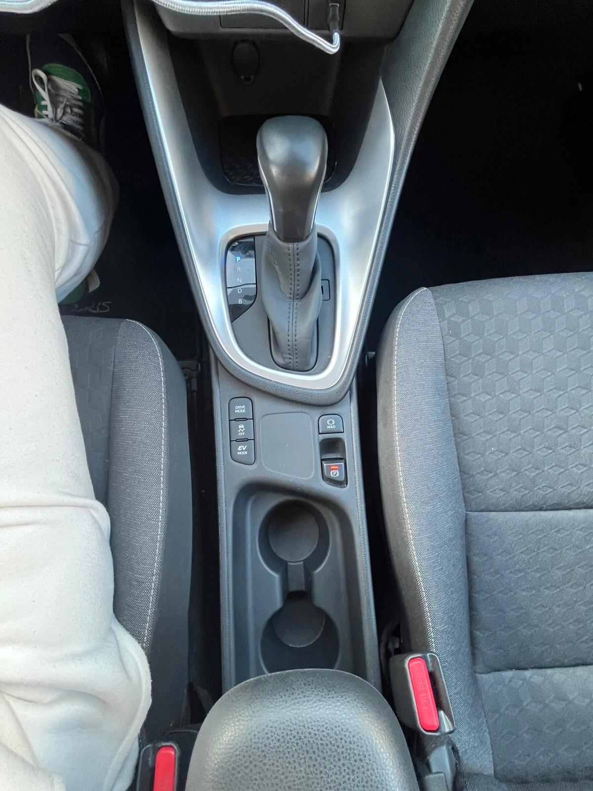 Toyota Yaris 1.5 Hybrid 5 porte Active