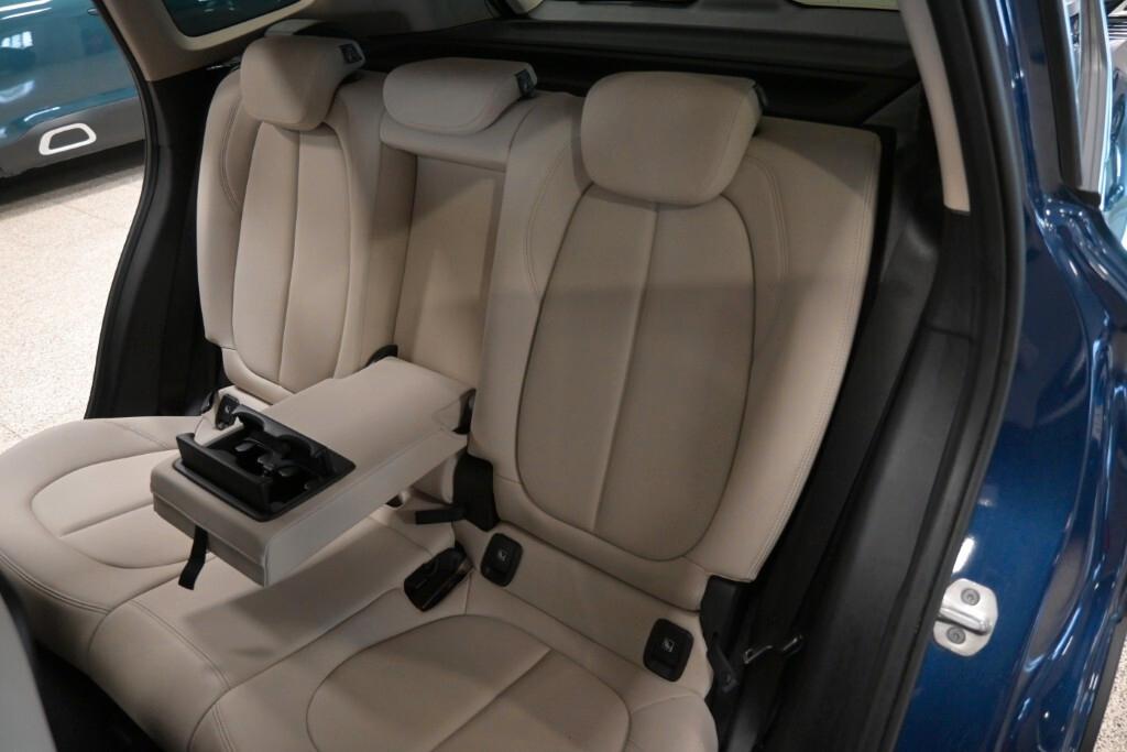 BMW X1 16D 115CV 6M. S-DRIVE BUSINESS ADVANTAGE ( FARI LED - CRUISE - NAVI - PELLE - PARK ASSISTANT - TELECAMERA POST. )