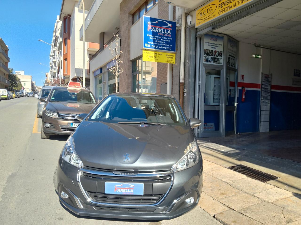 Peugeot 208 PureTech 82 5 porte Allure