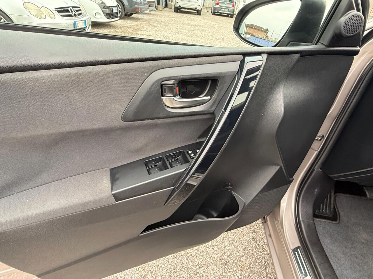 Toyota Auris Touring Sports 1.6 D-4D Active