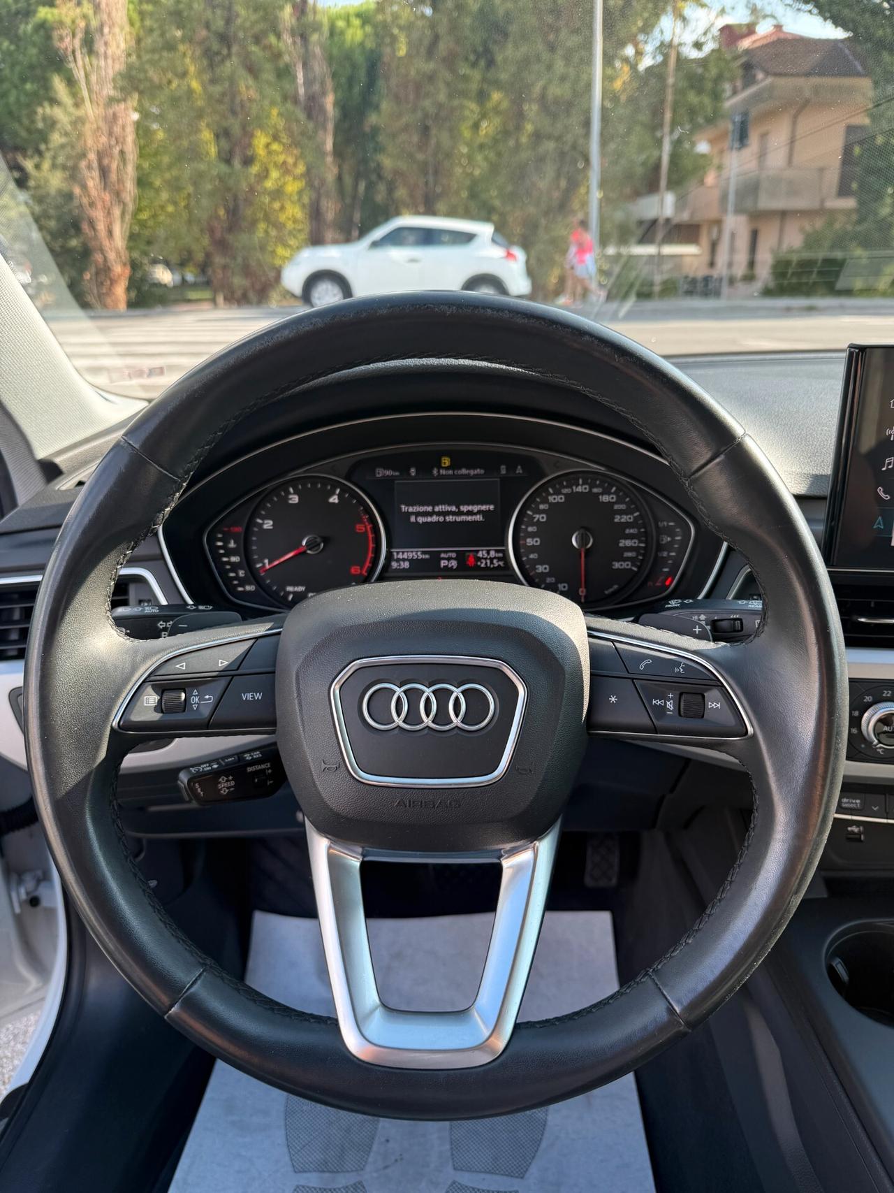 Audi A4 35 TDI/163 CV S tronic line edition