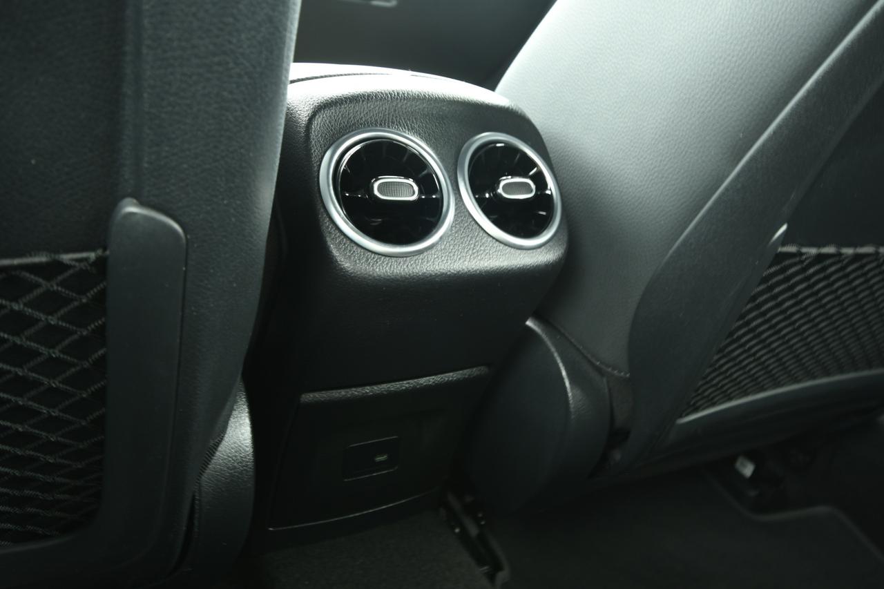 Mercedes-Benz A 250 e phev (eq-power) Premium auto CAMERA+APP CONNECT+C18"