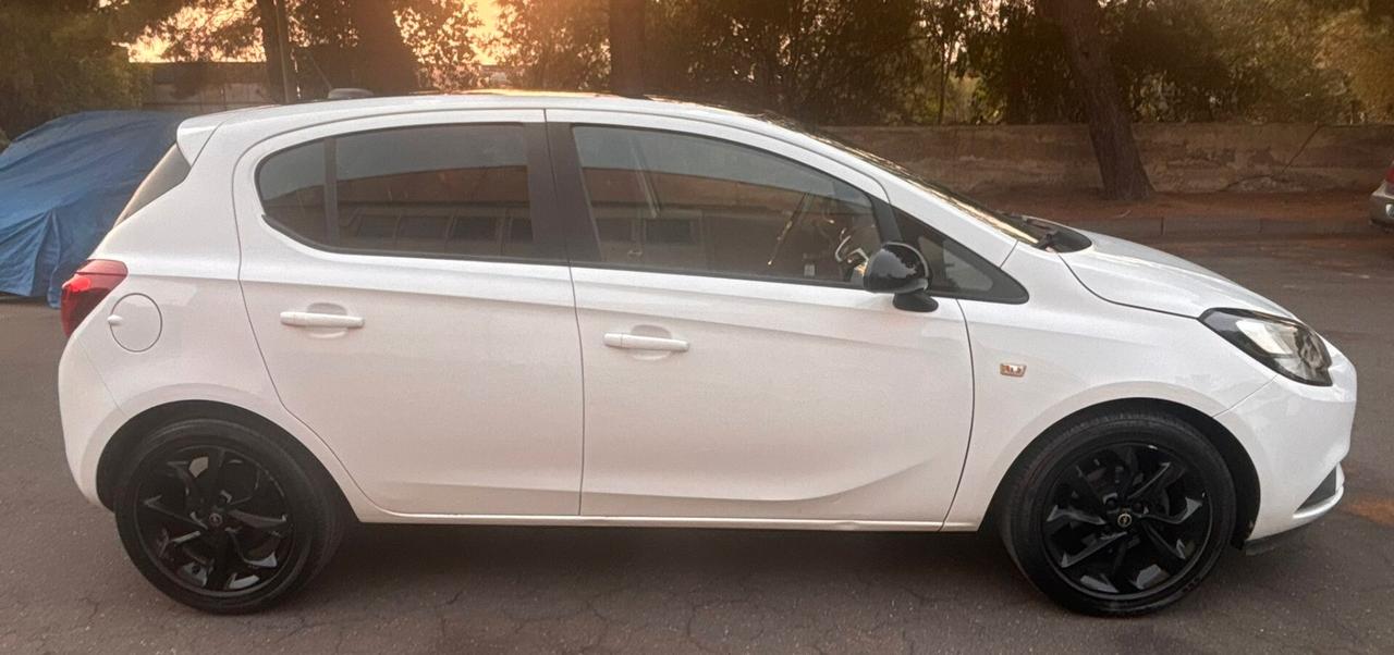 Opel Corsa 1.2 5 porte b-Color