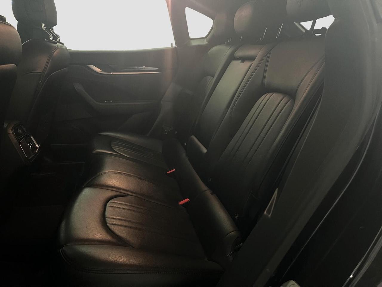 Maserati Levante 3.0 Diesel V6 250cv auto 2018