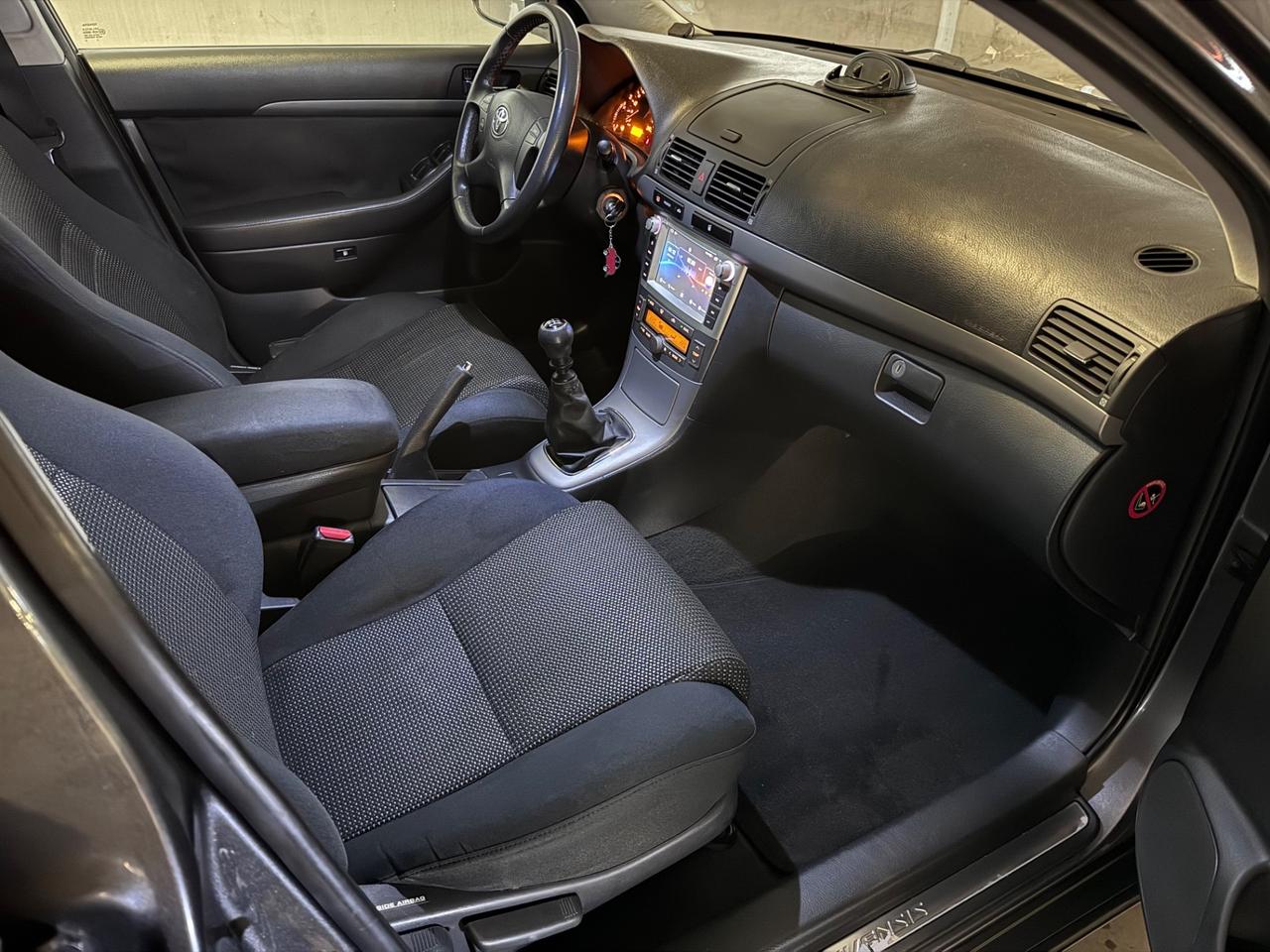 Toyota Avensis 2.0 D-4D 16V 139.036km!