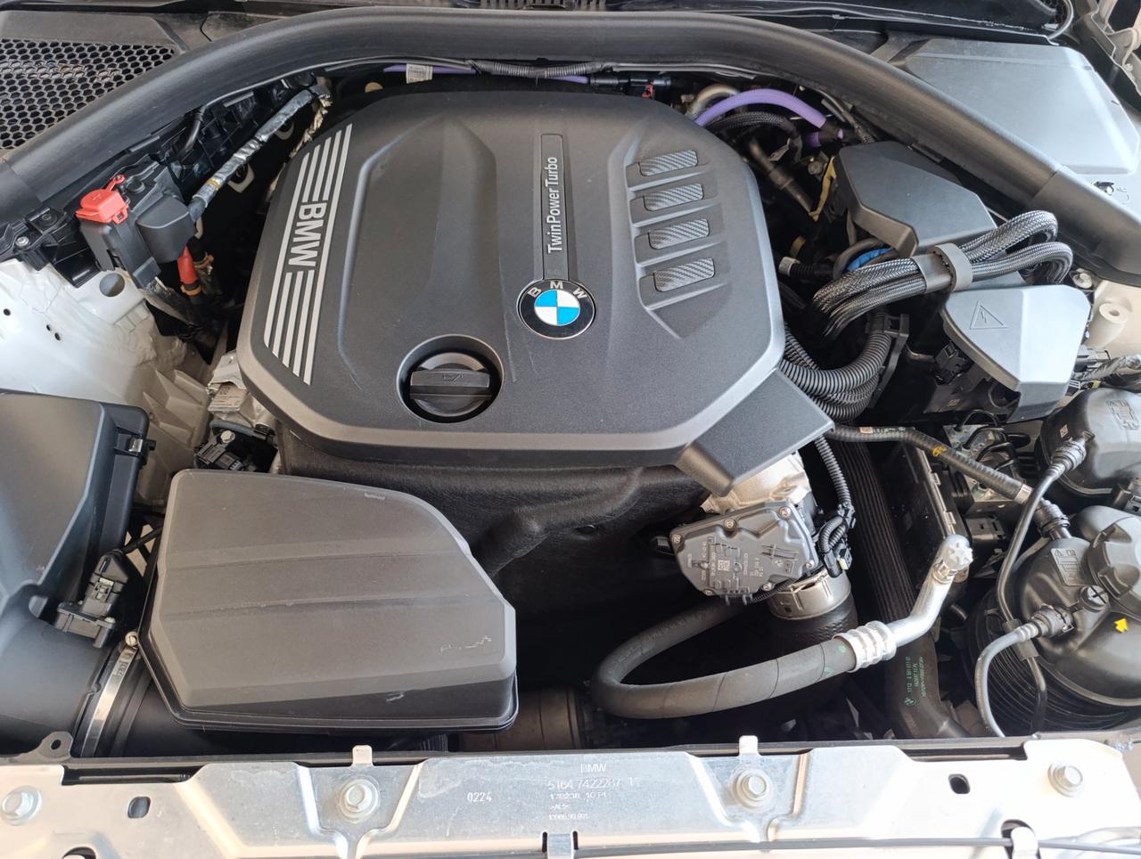 BMW 318 d Touring mhev 48V auto