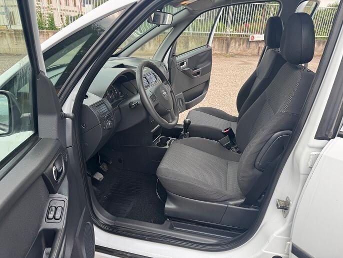 Opel Meriva serie 1.4 Benz 66 KW Cosmo