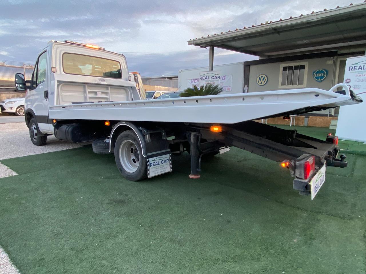 Iveco Daily 35-15 Carroattrezzi Patente B Scarrabile