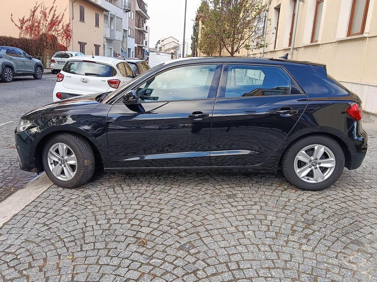 Audi A1 1.0 TSFI Sportback #7554