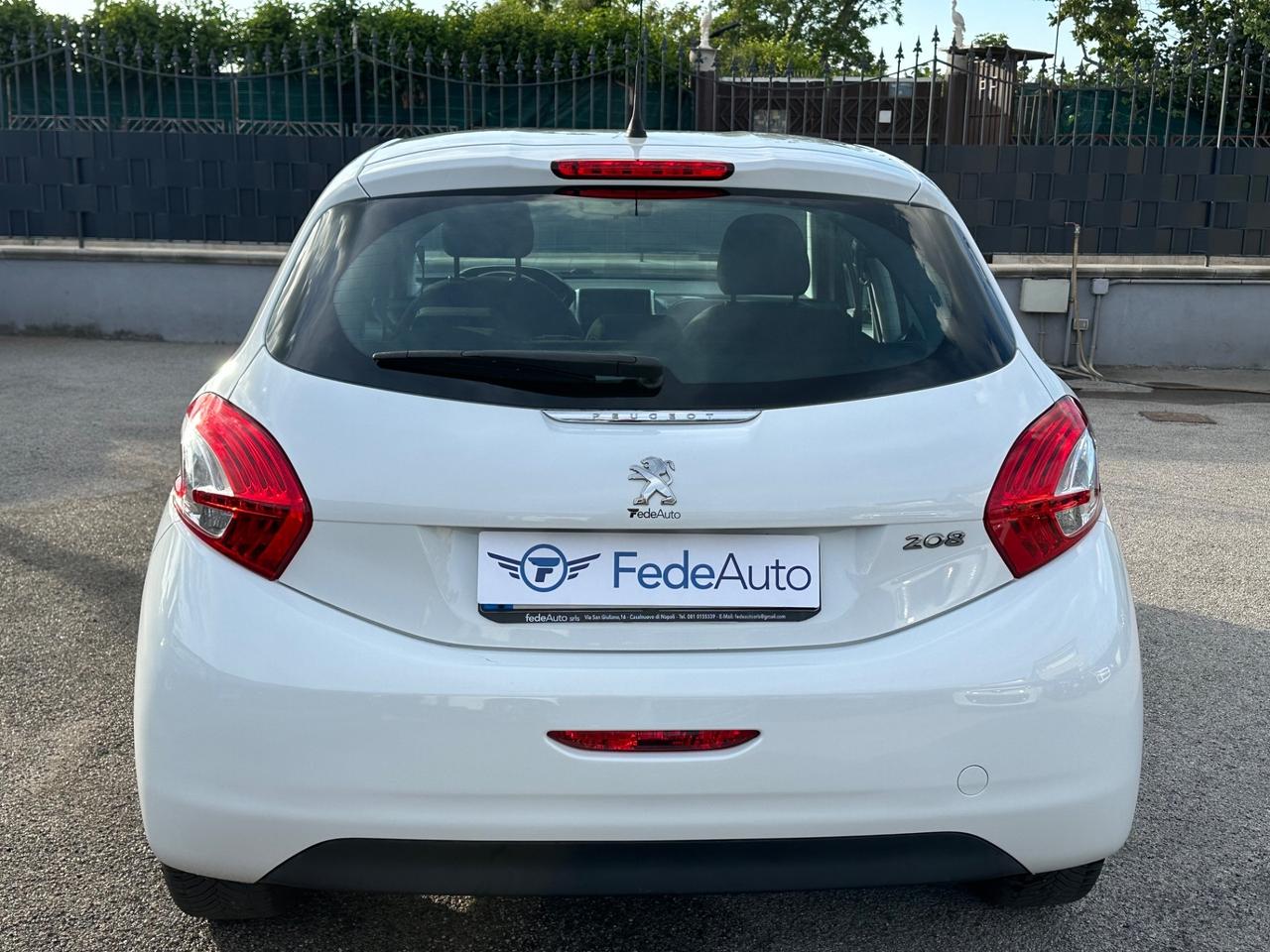 Peugeot 208 PureTech 82 5 porte Allure 2015