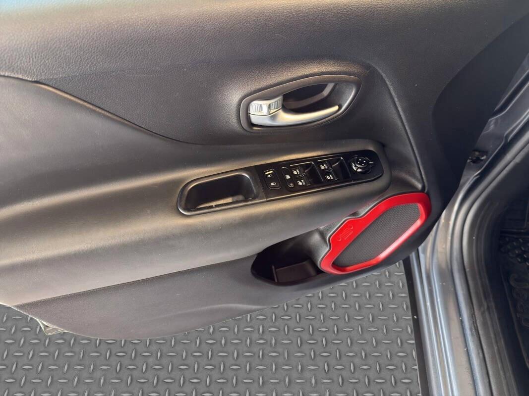 Jeep Renegade 1.3 T4 240CV PHEV 4xe AT6 Trailhawk