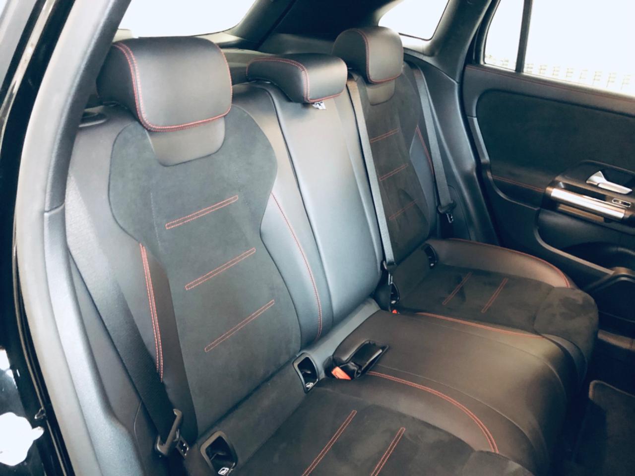 Mercedes-benz GLA 200 d amg Premium nero