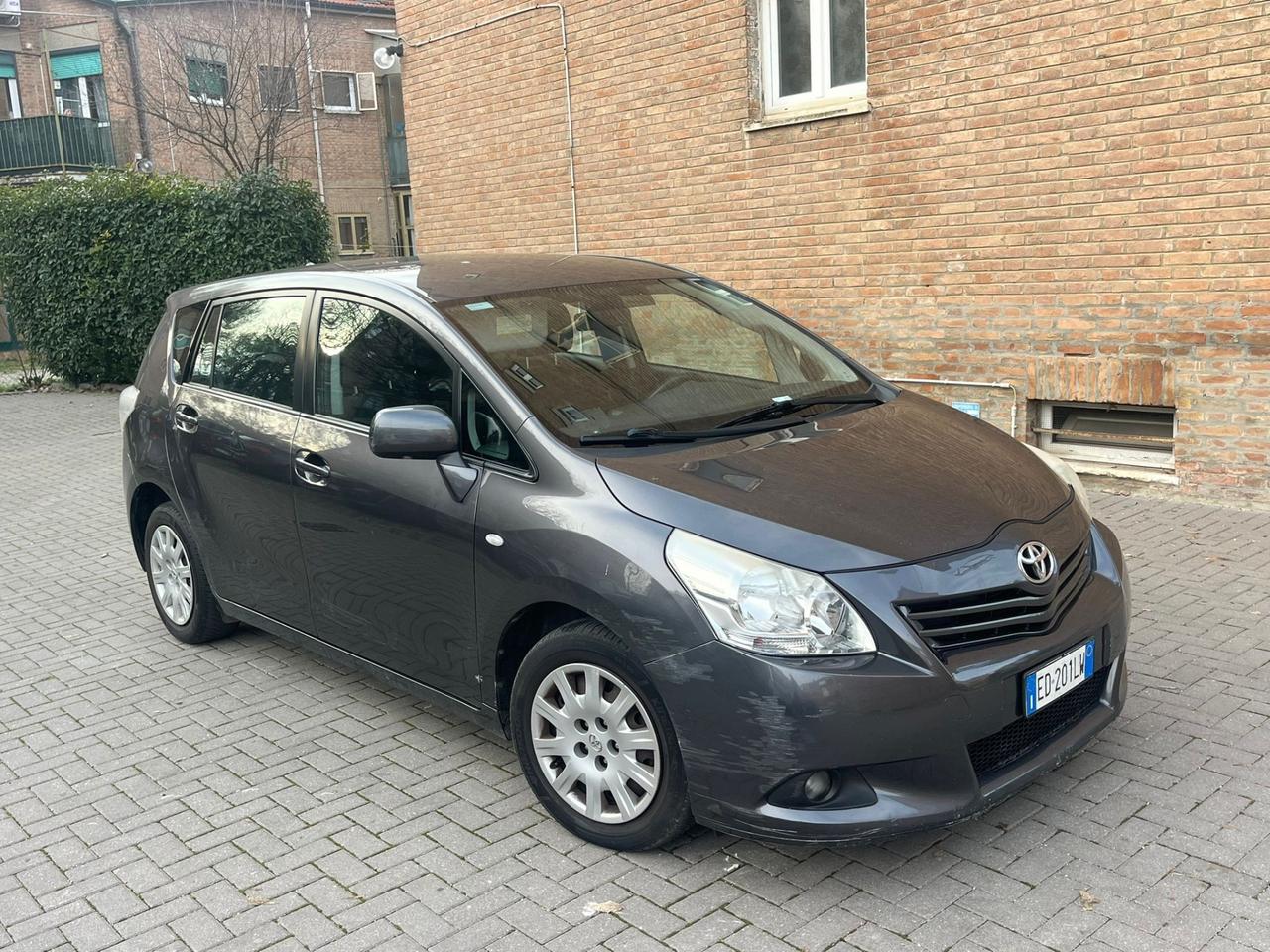 Toyota Verso 2.0 D 7 posti