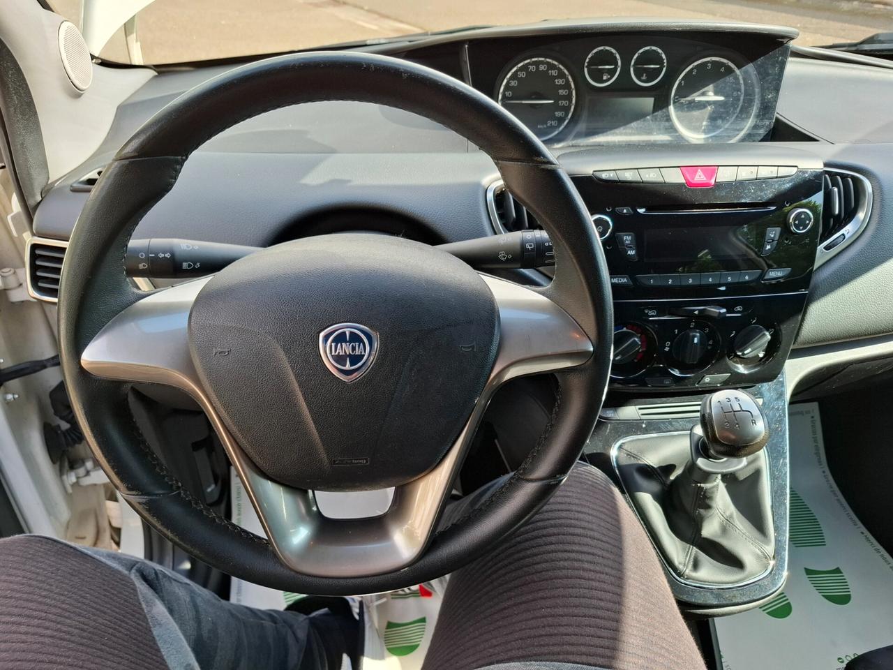 Lancia Ypsilon 1.2 69 CV 5 porte GPL Ecochic Gold