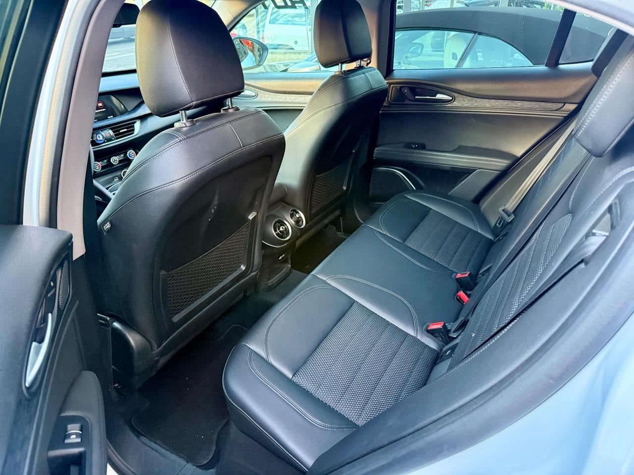 Alfa Romeo Stelvio 2.2 Turbodiesel 190 CV AT8 Q4 Super