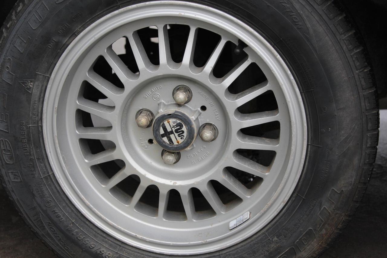Alfa Romeo 75 1.8 IE