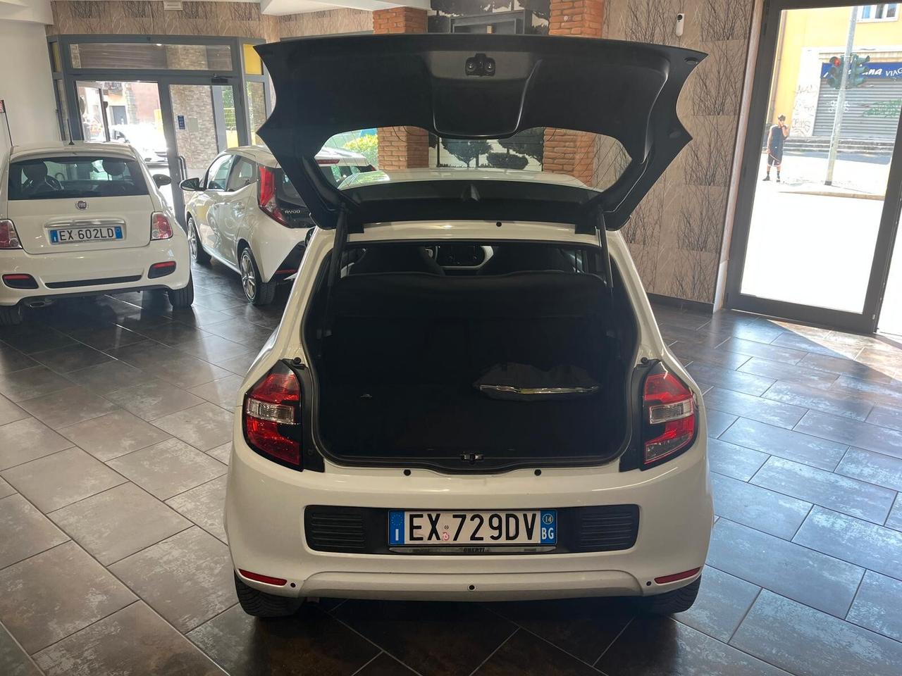 Renault Twingo 1.0 SCe Wave