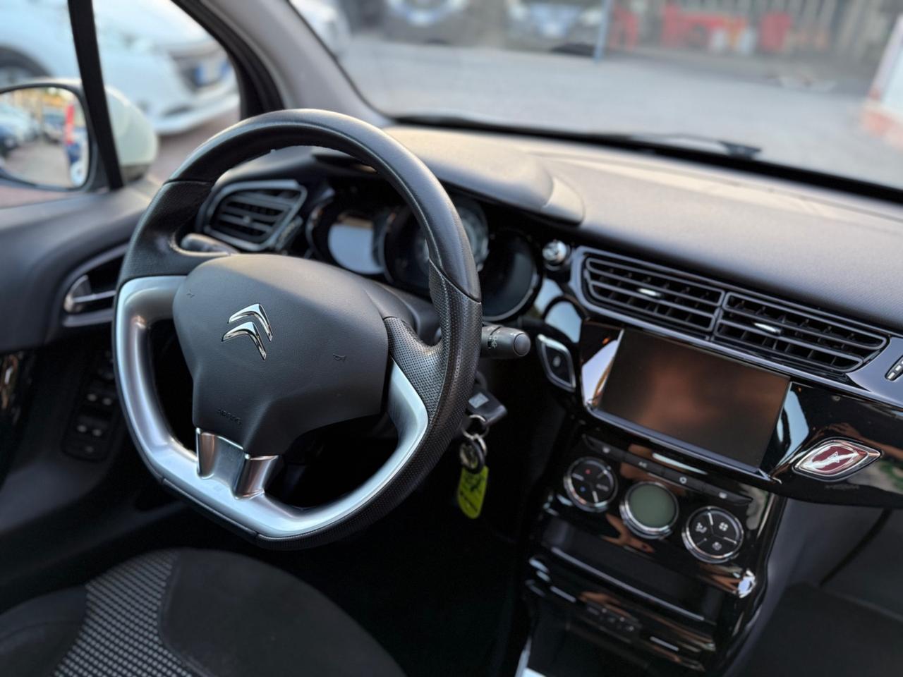 Citroen C3 PureTech 82 Exclusive Km Certf.