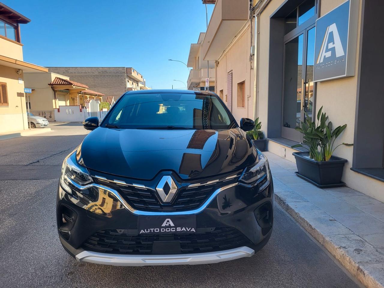 Renault Captur Dci 115 CV Business Pack+Navy+Retrocamera+Km 109800....