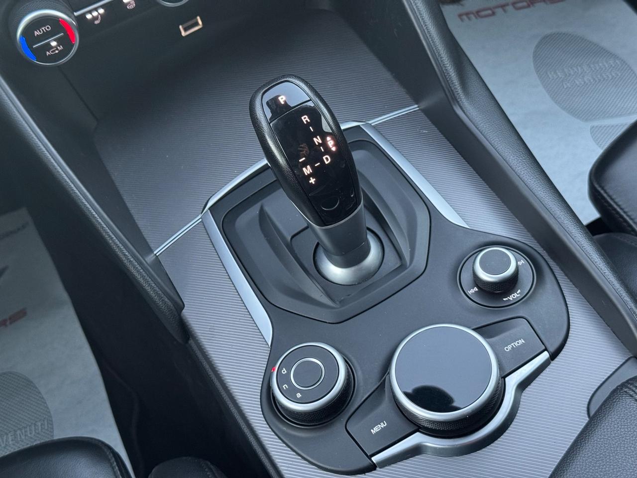 Alfa Romeo Giulia 2.2 Turbodiesel 210 CV AT8 AWD Q4 Veloce