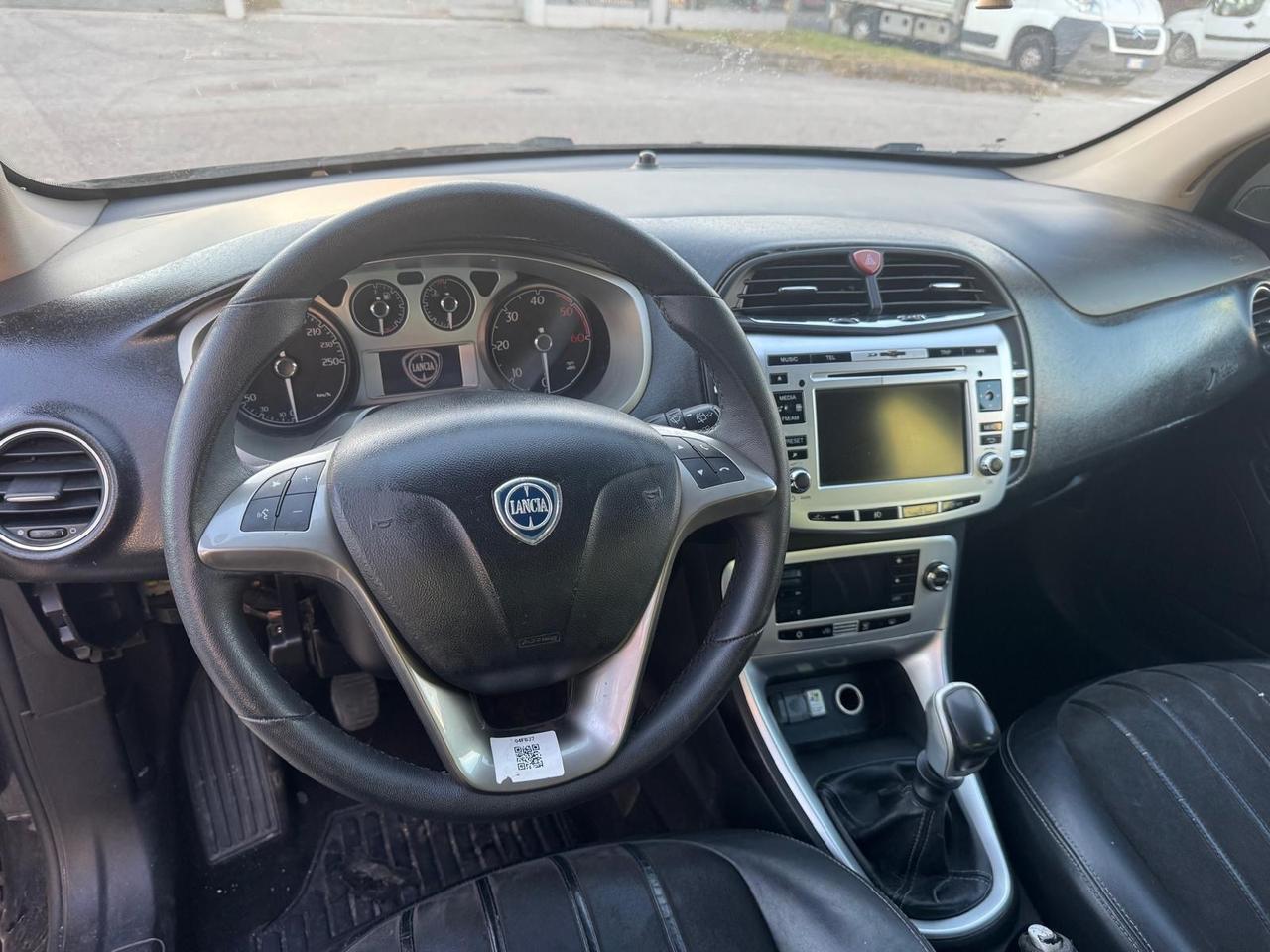 Lancia Delta 2.0 MJT Platino