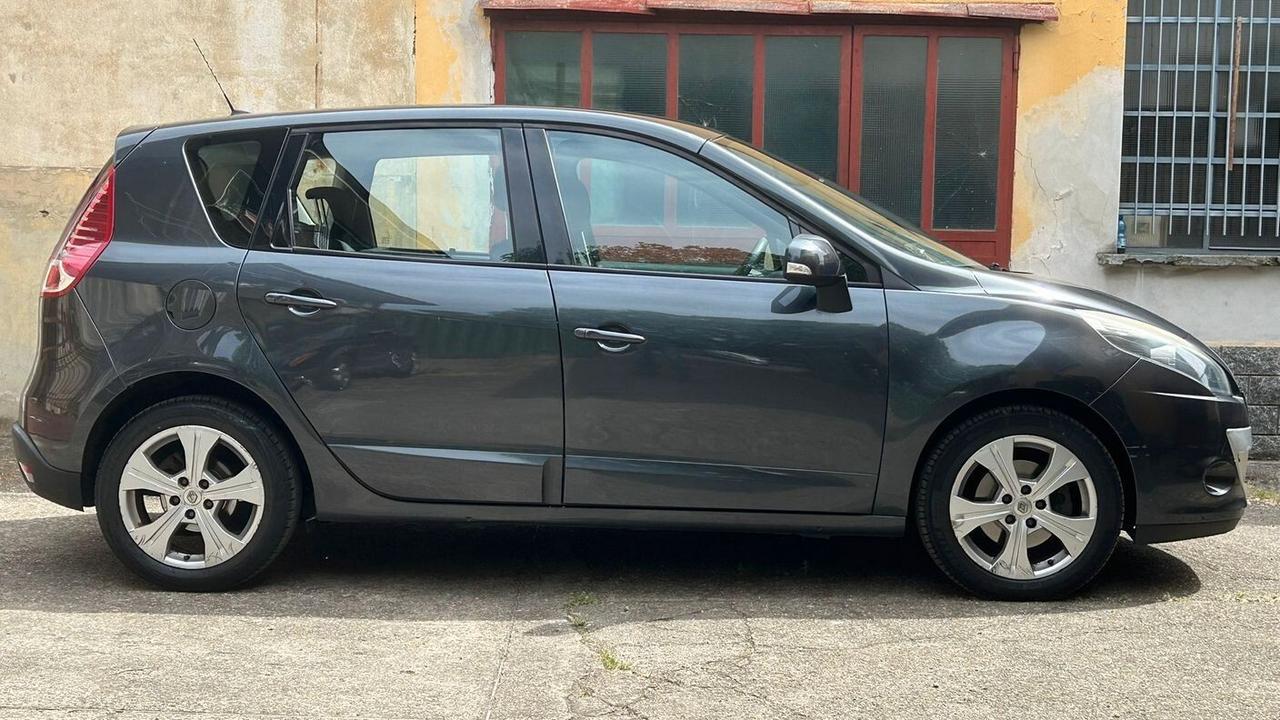 Renault Scenic Scénic X-Mod 1.4 TCe Dynamique