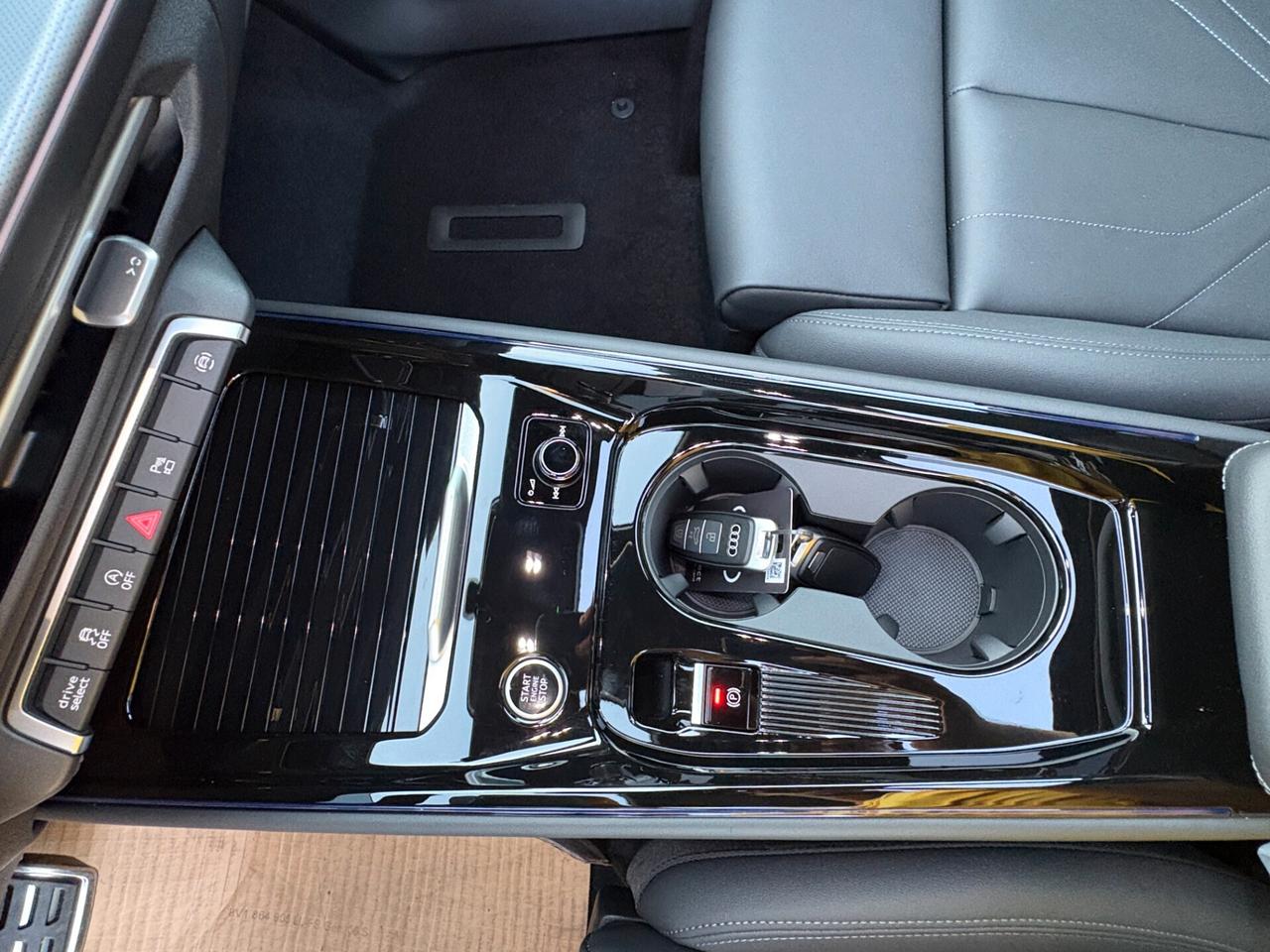 NUOVA Audi Q3 SPORTBACK 35 TDI 150CV S tronic S-LINE+ TETTO APRIBILE