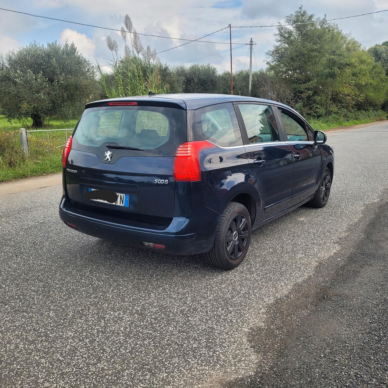 Peugeot 5008 1.6 HDi 112CV Family