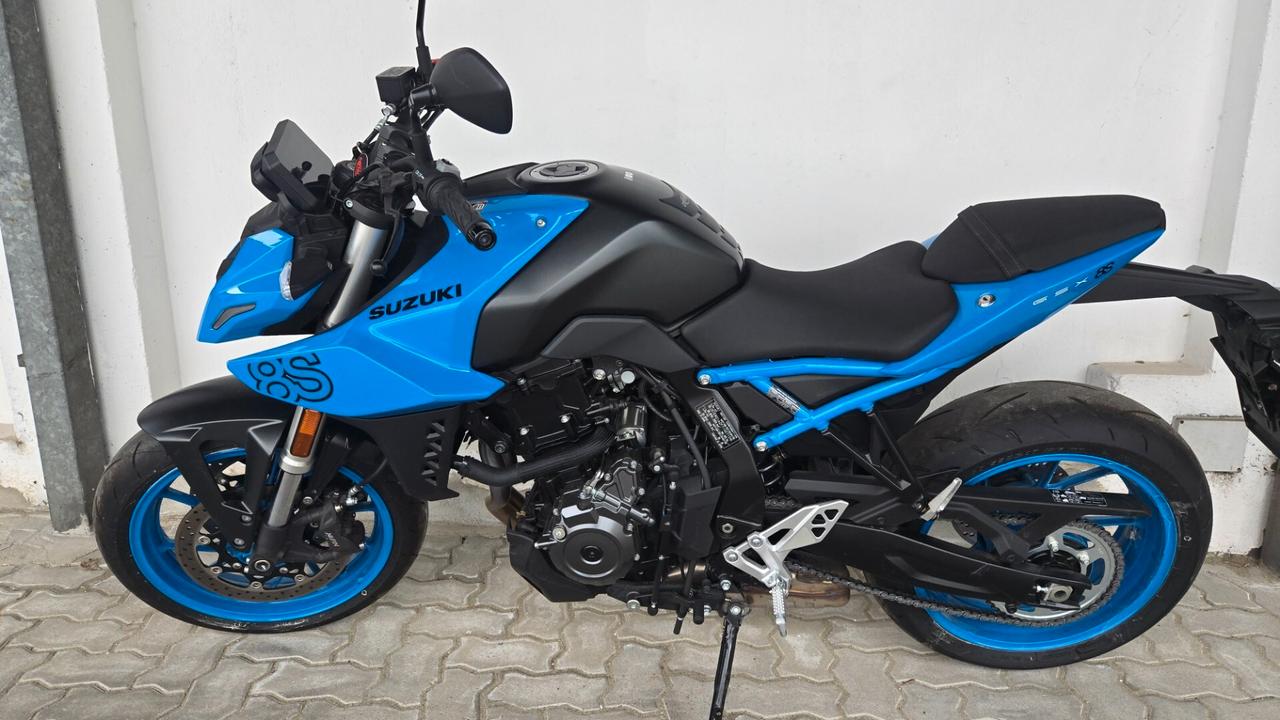 Suzuki GSX-8S X8S DEPOTENZIATA 35 KW ABS EURO 5